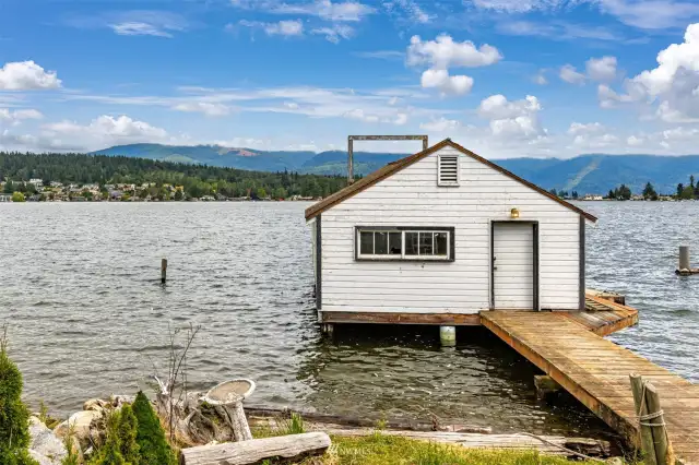The views of this Southeast facing home are so incredible with the foothills surrounding the lake.