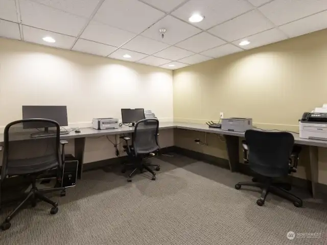 OWNER OFFICE AREA