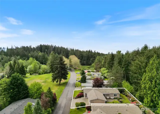 This community is well taken care of and meticulously maintained. This home has easy access to the gate for entering and exiting purposes.