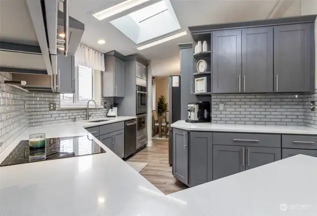 New Modern kitchen w/skylight