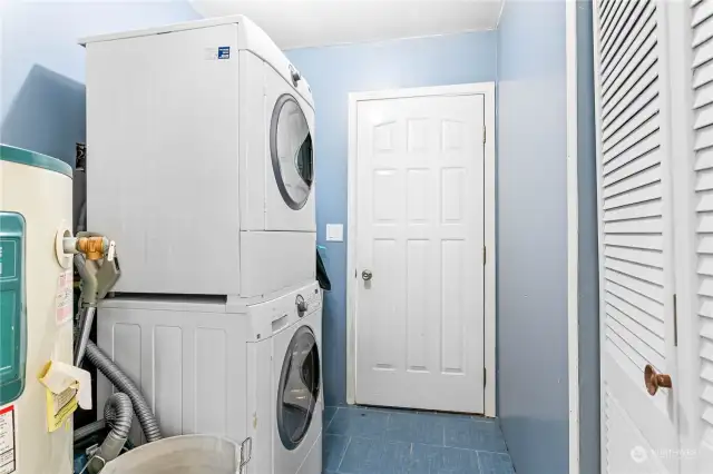 Spacious Laundry Room with Sink