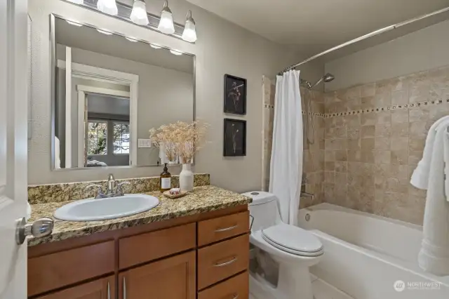 Tile & granite bathroom