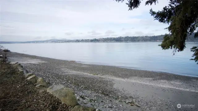 Your beach looking west, toward Bremerton. Navy vessels and WS ferries pass through here. Tidelands are included.