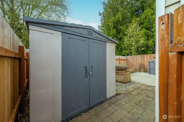 The small storage shed in the back patio is included in the sale. With three raised garden beds, there is just enough space for the budding gardener to explore their green thumb. Pavers, poured concrete and drain rock make for low maintenance landscaping. The back patio is fully fenced in.
