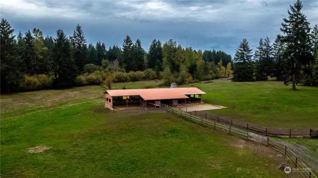 One of two Large 24x84 pasture barns with 12x36 additional overhang. Gravel and drainage system for no mud.
