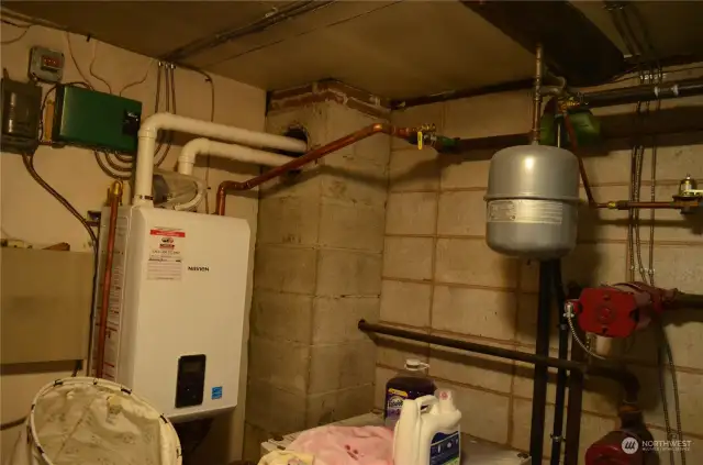 Utility Room/Half bath in the basement