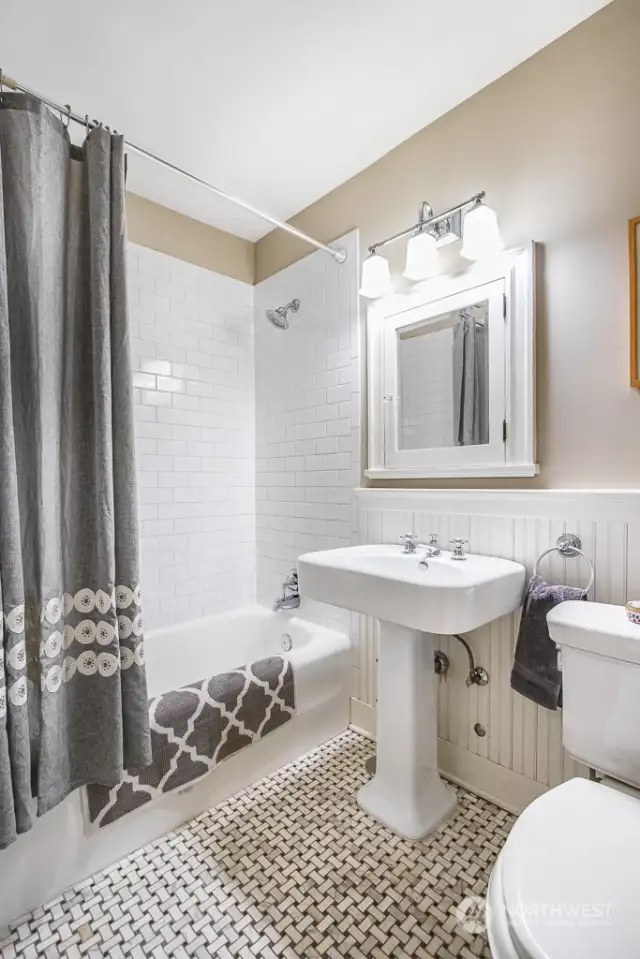 The bathroom was remodeled in 2018.
