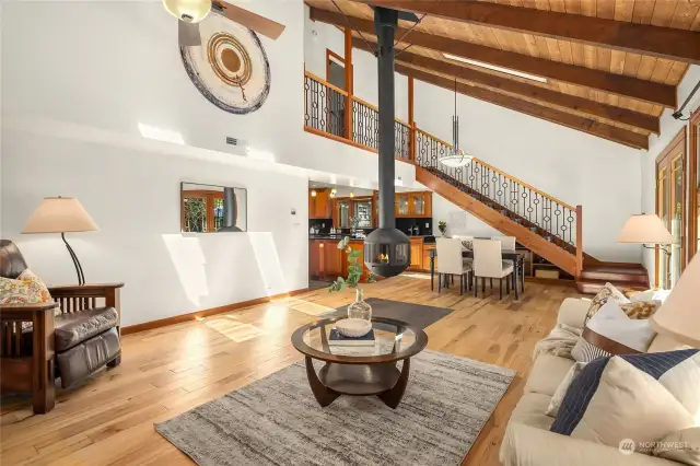Two-story vaulted ceilings