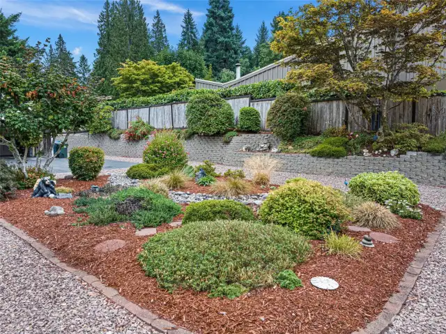Meticulously landscaped property!