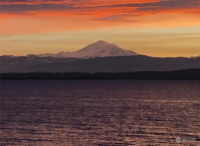 Spectacular sunrises over Mount Baker will never cease to amaze you. Sandy Point is so beautiful and serene. Come see how great life on the waterfront is...