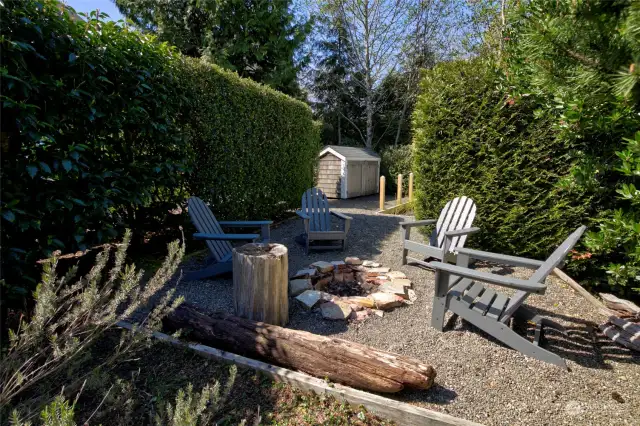 The quiet and private firepit is perfect to marsh your mellows. You also have a storage shed to hold your beach toys and bikes.