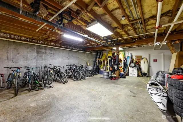 Have additional mountain adventure centric gear that needs storage? Additional open storage space available to owners