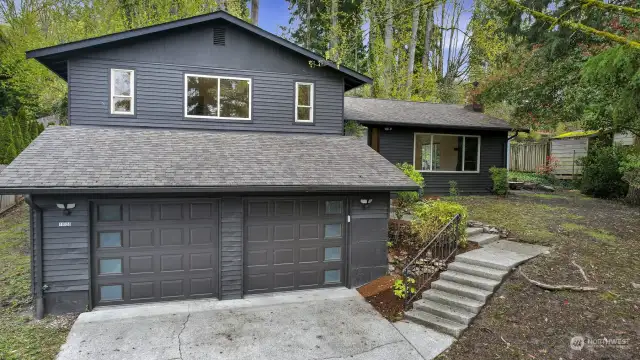 Welcome to the Highlands of Kirkland and this updated tri level on a private lot.   2 car attached garage and off street parking.