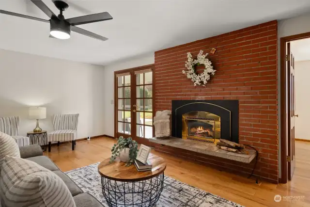 Family Rm with Gas fireplace
