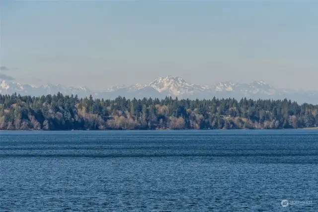 The Olympic Mountains, WOW!