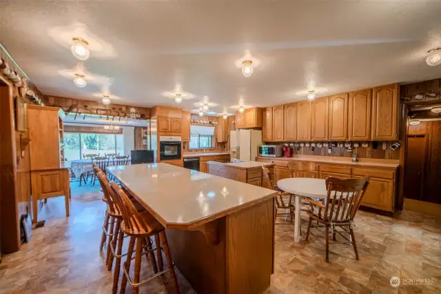 Kitchen is easy to enjoy with ease of cooking or gatherings here!