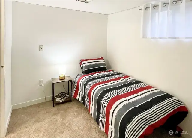 ADDITIONAL Remodeled Downstairs, Bonus Room, New: Paint & Carpet. Large enough for twin, full or queen bed; or use as an office/library/walk-in closet/game room, wine cellar, etc.