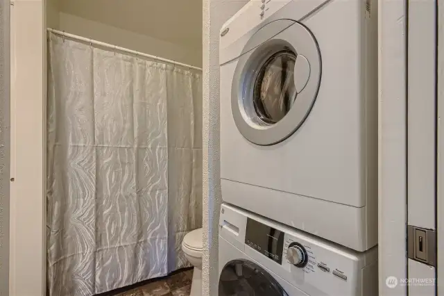 Full bath upstairs. Washer and Dryer stay.