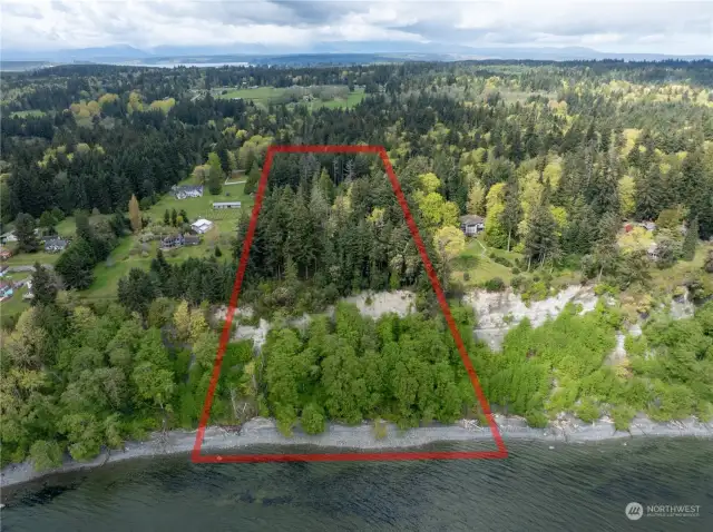 Rural waterfront lots that give you 370 ft. of frontage.