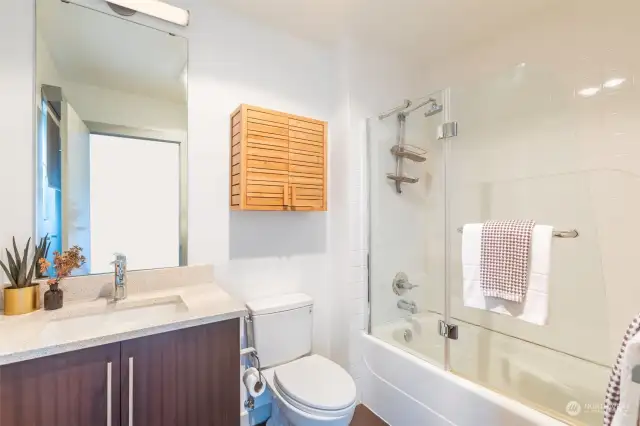 Private primary full bath located on the second floor loft