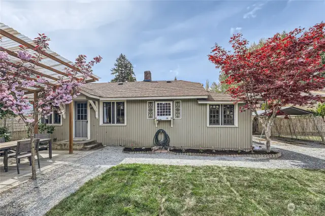 Lovely 2 Bed, 1 Bath Home with new Covered Patio and sod