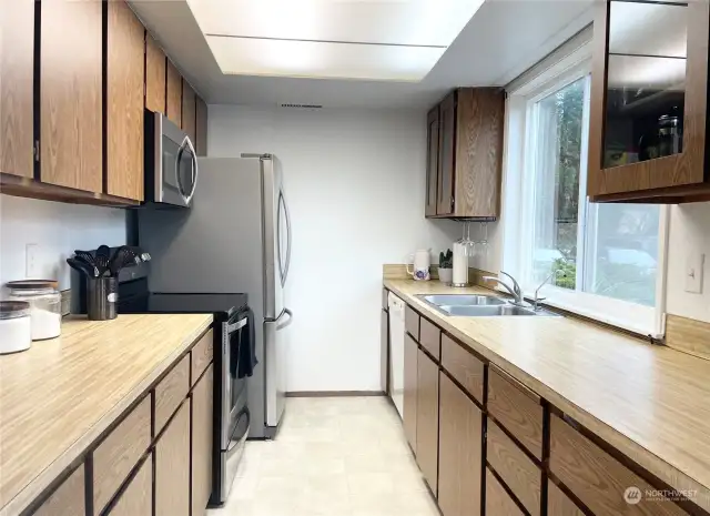 Kitchen with lots of countertop and cupboard space.