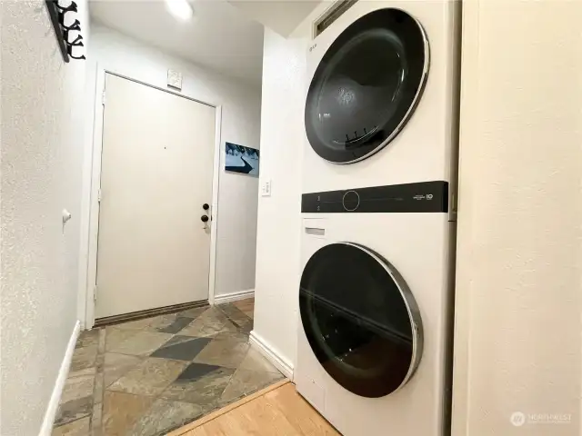 Two-month old LG washer and dryer stay with unit.