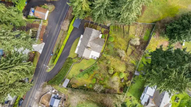 Overhead view of house and lot.