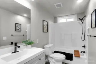 Elegant bathroom with modern finishes