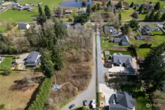 Fantastic Edgewood location close to area amenities. Surrounded by Estate sized homes on large lots this beautiful building lot is mostly level with a slight slope on the West side.