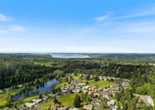 The Lakes manufactured home is a 55+ gated community located in Gig Harbor, WA.