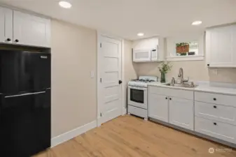Lower level apartment with separate kitchen