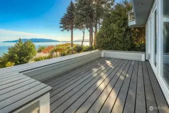 Massive deck, perfect for relaxing and entertaining.