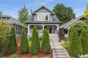 Charming Craftsman in Madrona