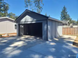 Detached 2 car garage with new metal roof