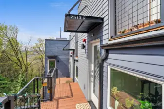 Welcome to the sunny side of the street!  Gorgeous zero lot line townhome in north Beacon Hill.