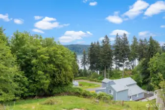 Gig Harbor's vacant land with a partial view and a prime location; what a gem of a find! Build your custom dream home and take advantage of this golden opportunity.