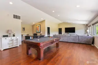 Huge bonus/tv/game room on the upper level with wet bar or office area. 3/4 bath not pictured.