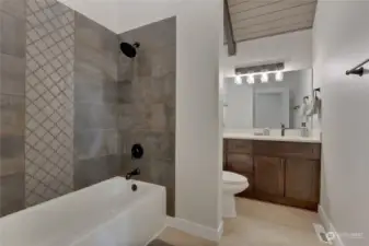 Main Floor Full Bath w/Custom Tile