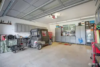 Work shop area in garage