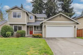 Home Front - Welcome! Come explore this captivating 2-story, 3 bed/2.5 bath home + bonus room in the Yelm Terra Community!