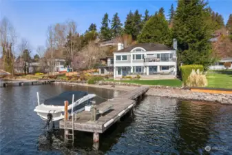 Stunning, sensational Lake Washington waterfront home near the end of Juanita Point.
