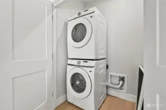 Third Floor Full Size Washer/Dryer in Hallway