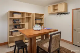 Crafts room or wine cellar, hobby space off the garage