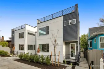 Located in Central Seattle, Madison Valley, and Capitol Hill, these standalone homes offer easy access to numerous amenities and hassle-free commuting.
