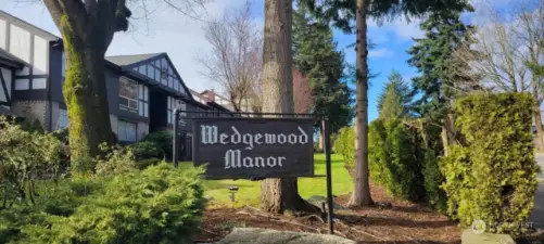 Wedgewood Manor Easy Commute to Airport