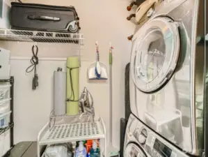 utility / storage room with full size in unit laundry