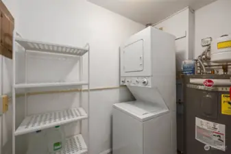 In unit washer/dryer, look at all of this space in here!