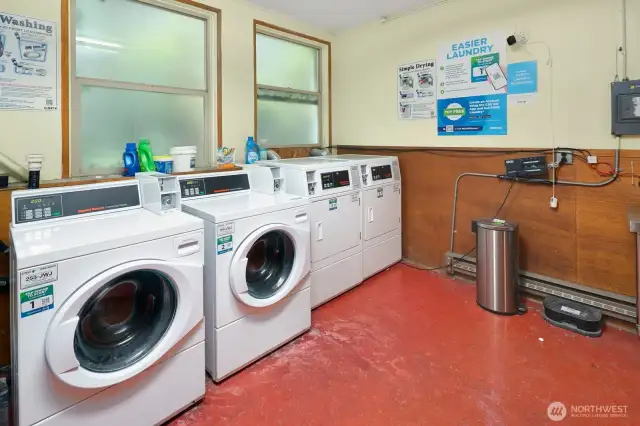 Basement laundry room
