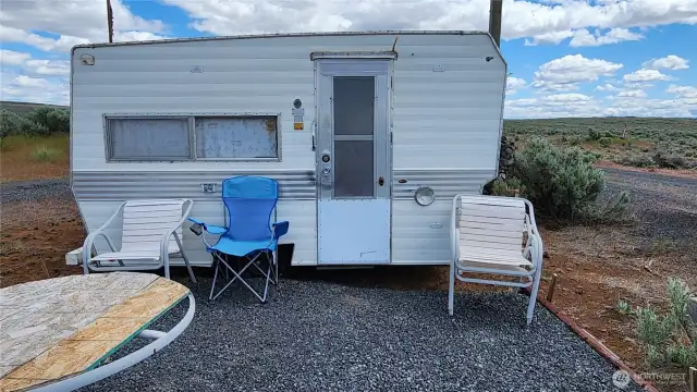Vintage Aladdin 10' trailer used for guesthouse
